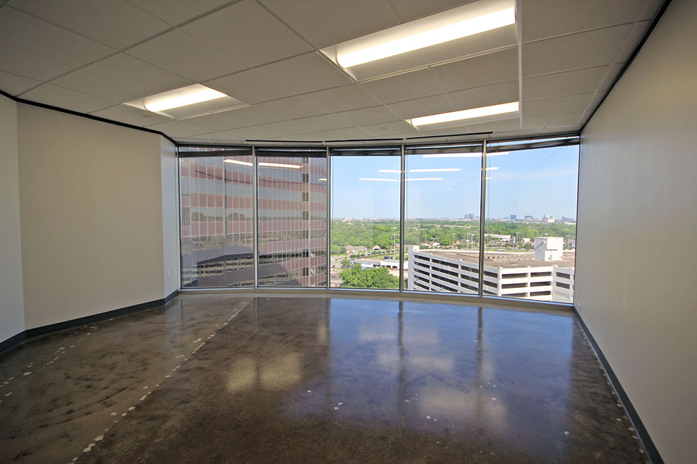 7322-7324 Southwest Freeway - 118x1-1164-sm