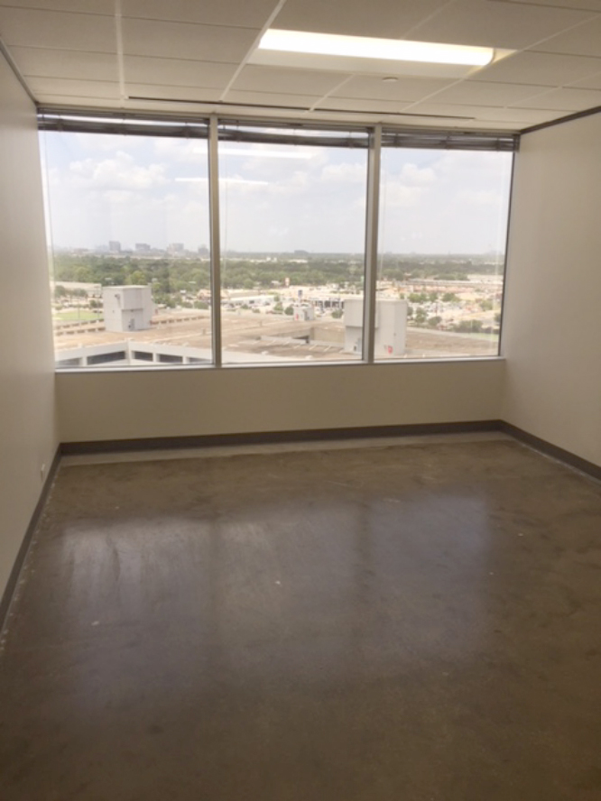 7322-7324 Southwest Freeway - 118x1-1170-sm