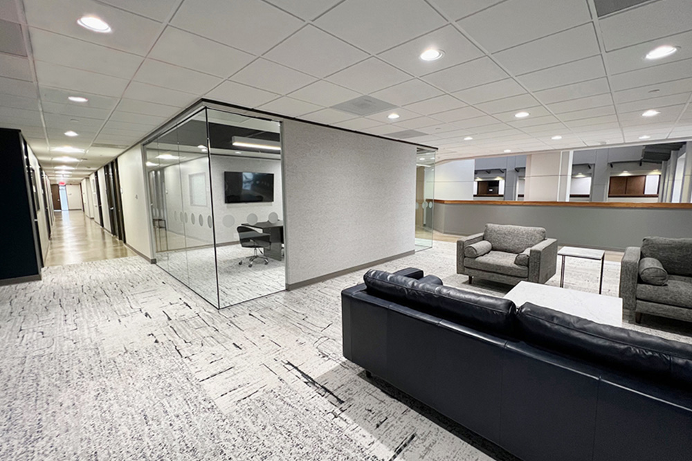 property with office space for rent at 1-1171, 7322-7324 Southwest Freeway, Houston, TX 77074, USA