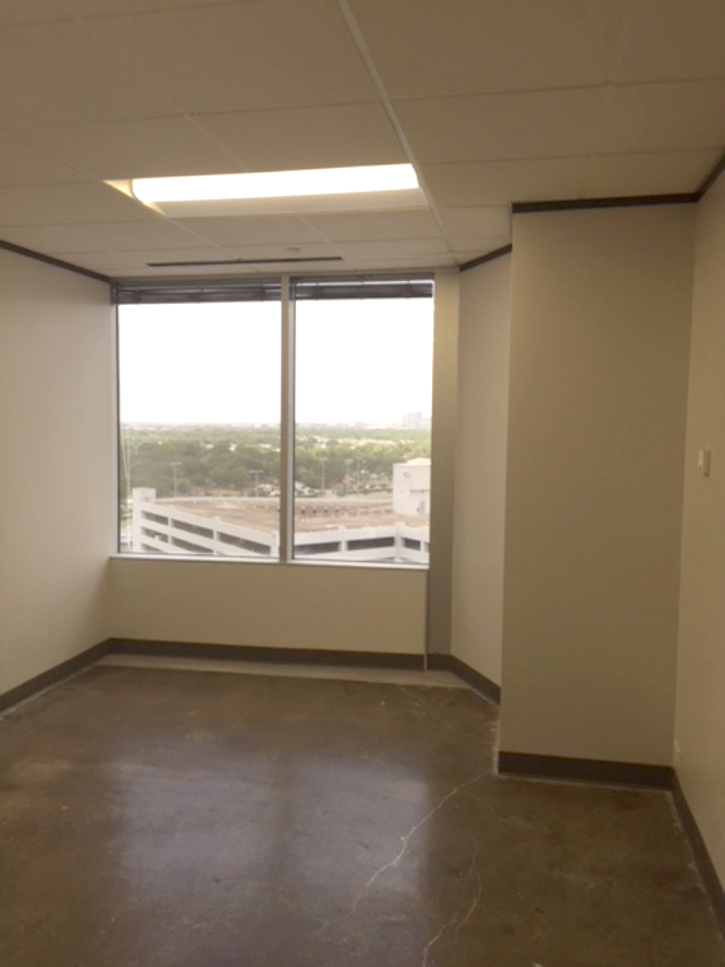 7322-7324 Southwest Freeway - 118x1-1178-sm