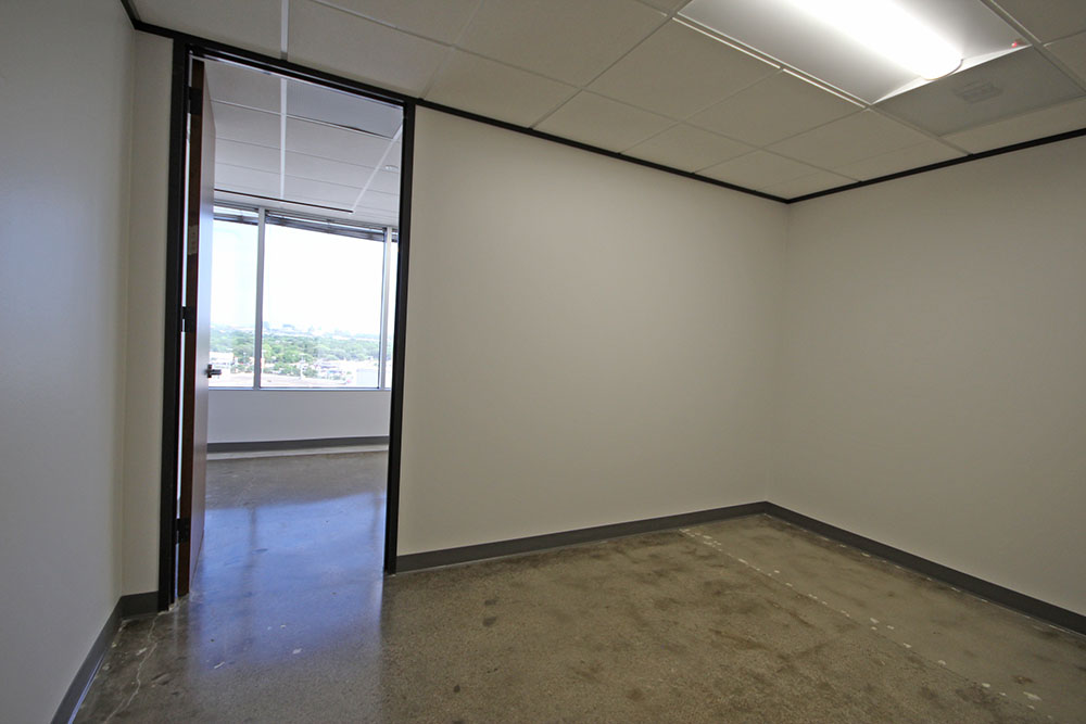 7322-7324 Southwest Freeway - 118x1-1180-sm