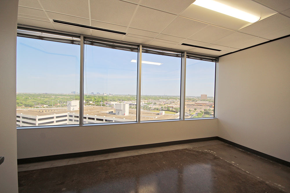 7322-7324 Southwest Freeway - 118x1-1180-sm