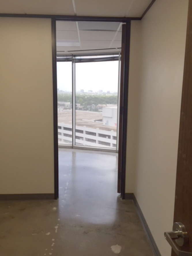 7322-7324 Southwest Freeway - 118x1-1182-sm