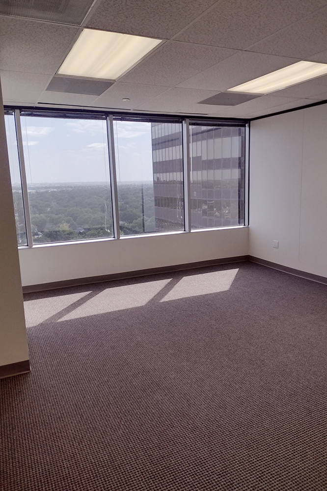 7322-7324 Southwest Freeway - 118x1-1525-sm