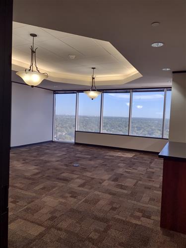 7322-7324 Southwest Freeway - 118x1-1604-sm