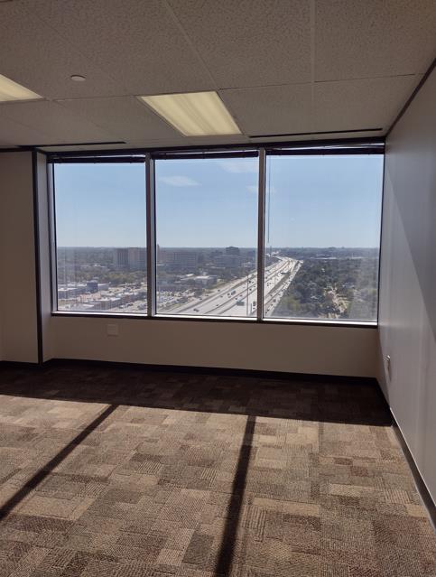 7322-7324 Southwest Freeway - 118x1-1624-sm