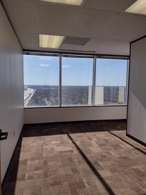 7322-7324 Southwest Freeway - 118x1-1626-sm