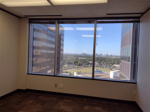 7322-7324 Southwest Freeway - 118x1-1628-sm