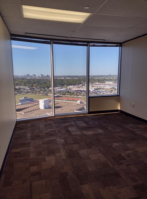 7322-7324 Southwest Freeway - 118x1-1660-sm