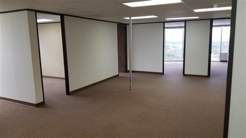 7322-7324 Southwest Freeway - 118x1-1725.01-sm