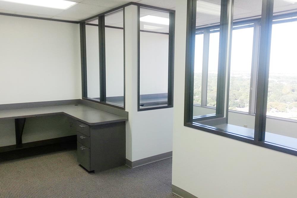 7322-7324 Southwest Freeway - 118x1-1840.01-sm