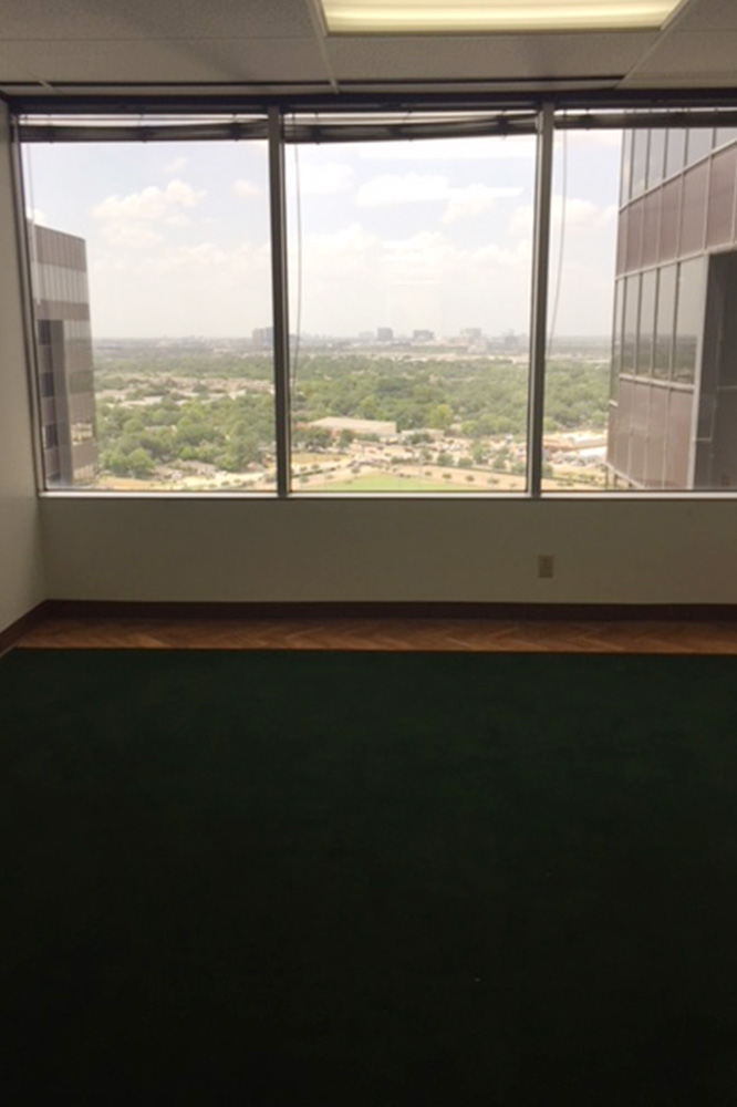 7322-7324 Southwest Freeway - 118x1-1950-sm