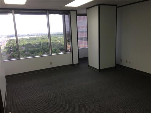 7322-7324 Southwest Freeway - 118x1-1970-sm