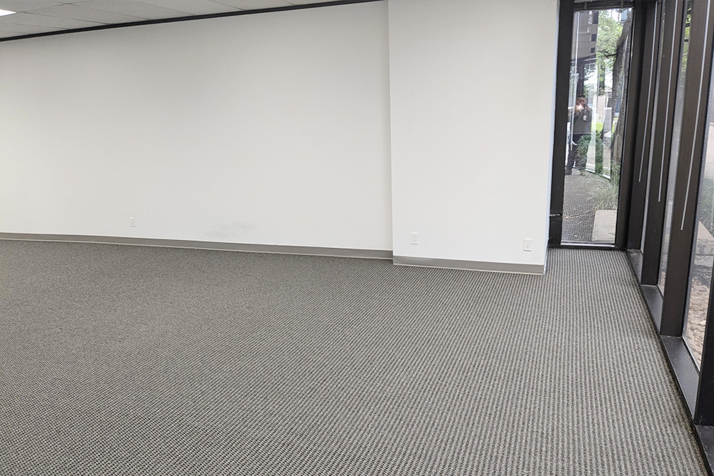 7322-7324 Southwest Freeway - 118x2-0125-sm