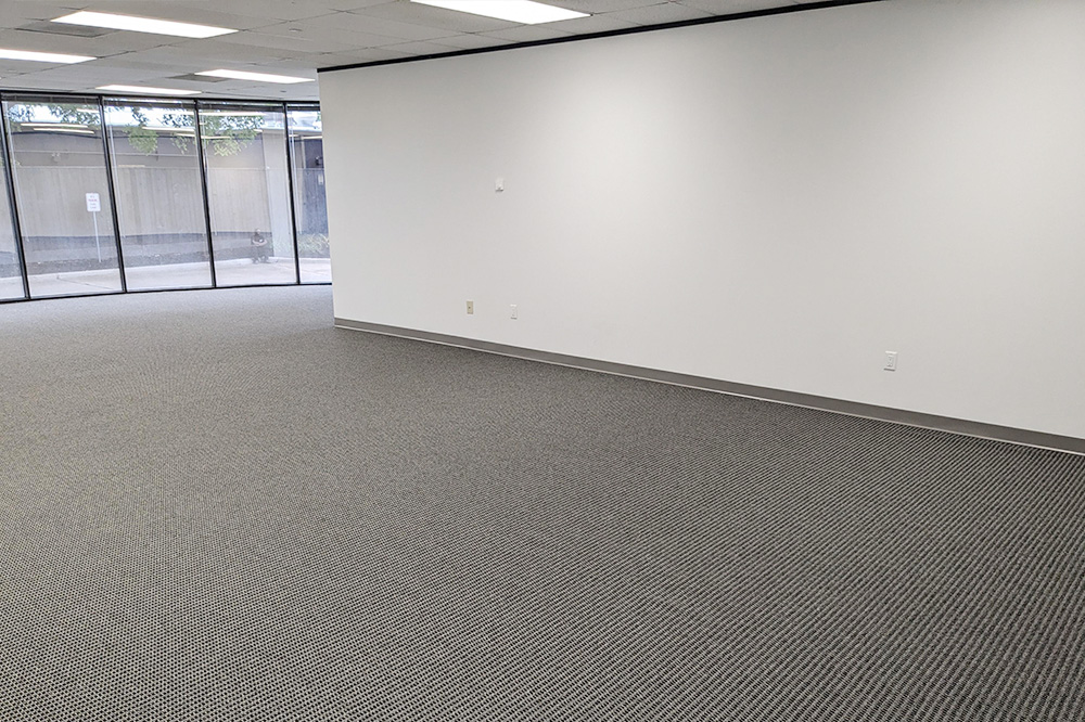 7322-7324 Southwest Freeway - 118x2-0125-sm