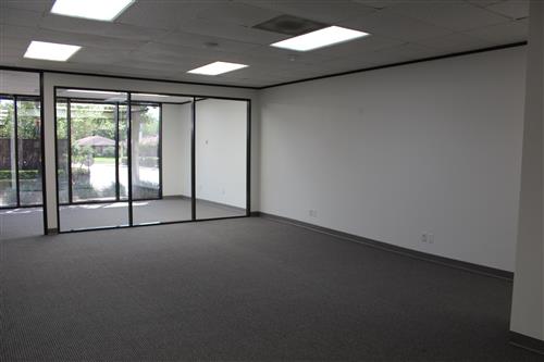 7322-7324 Southwest Freeway - 118x2-0140-sm