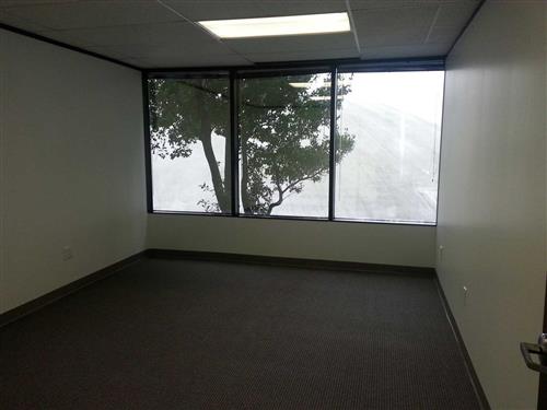 7322-7324 Southwest Freeway - 118x2-0214-sm
