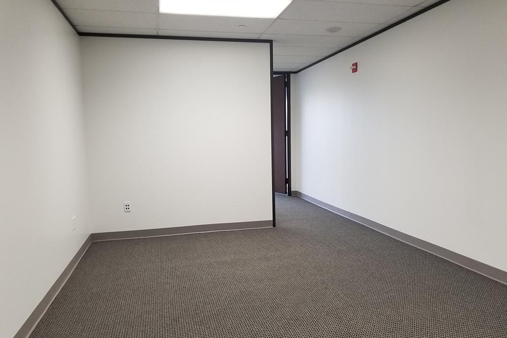 7322-7324 Southwest Freeway - 118x2-0236-sm