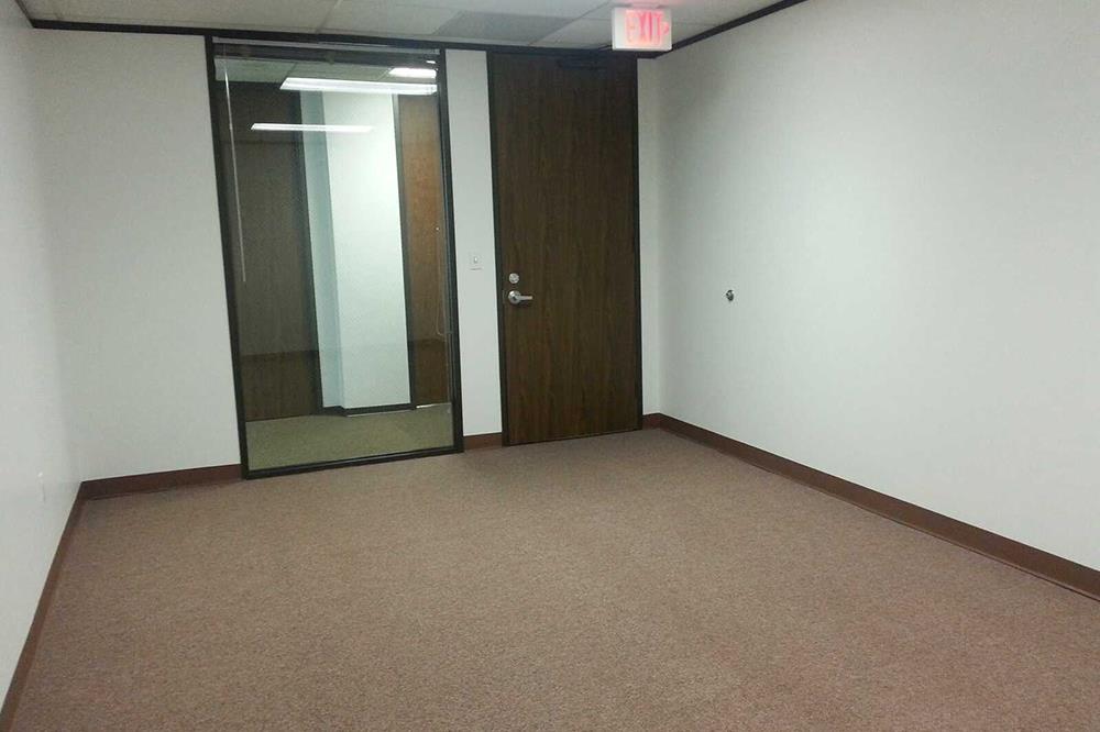 7322-7324 Southwest Freeway - 118x2-0236-sm
