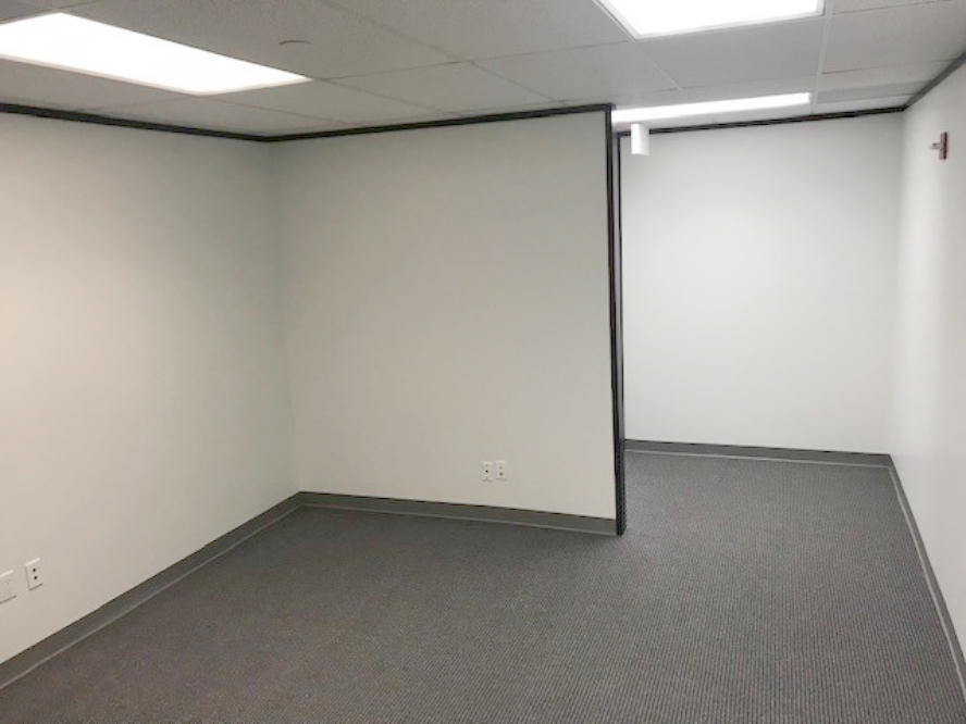 7322-7324 Southwest Freeway - 118x2-0240-sm