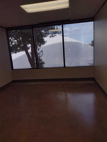 7322-7324 Southwest Freeway - 118x2-0281-sm