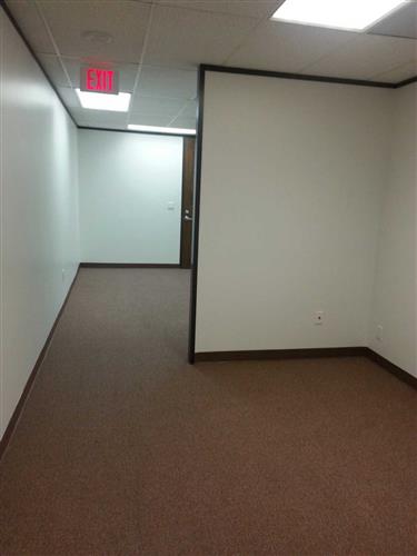 7322-7324 Southwest Freeway - 118x2-0350-sm