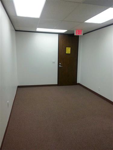 7322-7324 Southwest Freeway - 118x2-0350-sm