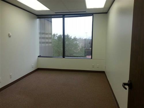 7322-7324 Southwest Freeway - 118x2-0350-sm