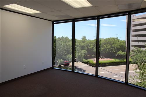 7322-7324 Southwest Freeway - 118x2-0360-sm