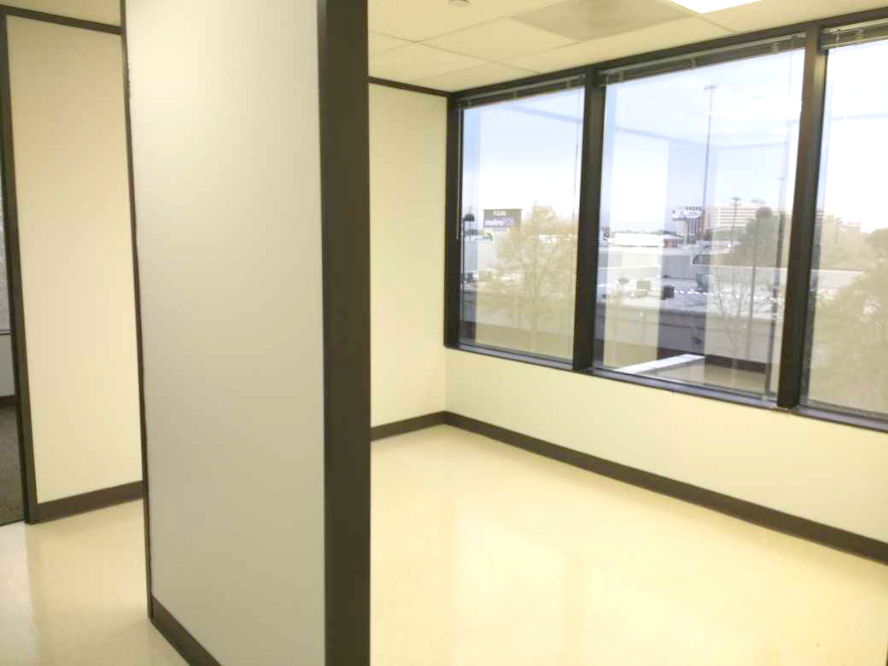 7322-7324 Southwest Freeway - 118x2-0380-sm