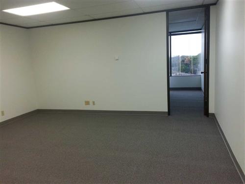 7322-7324 Southwest Freeway - 118x2-0410-sm