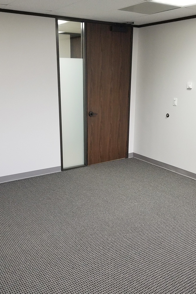 7322-7324 Southwest Freeway - 118x2-0460.WS-sm