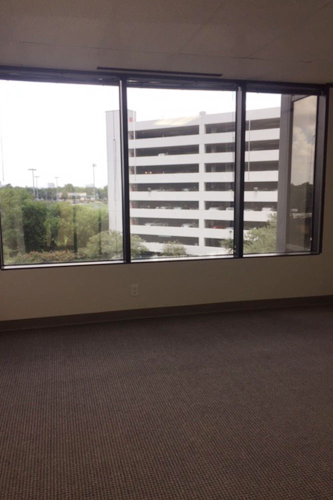 7322-7324 Southwest Freeway - 118x2-0460.WS-sm