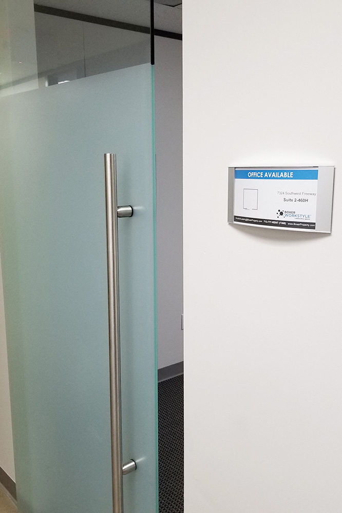 3-UI2-0460.WSx118.jpg