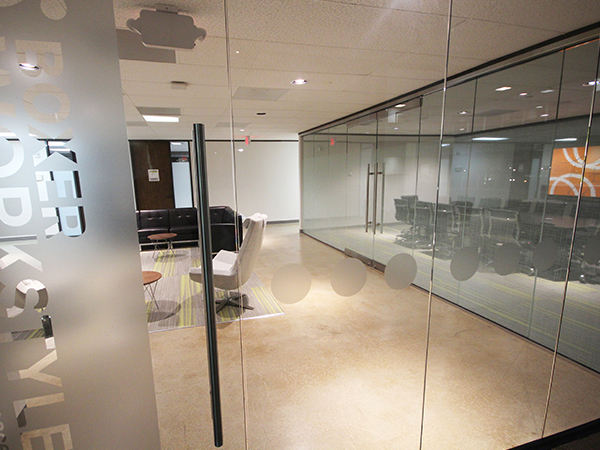 5-UI2-0460Fx118.jpg