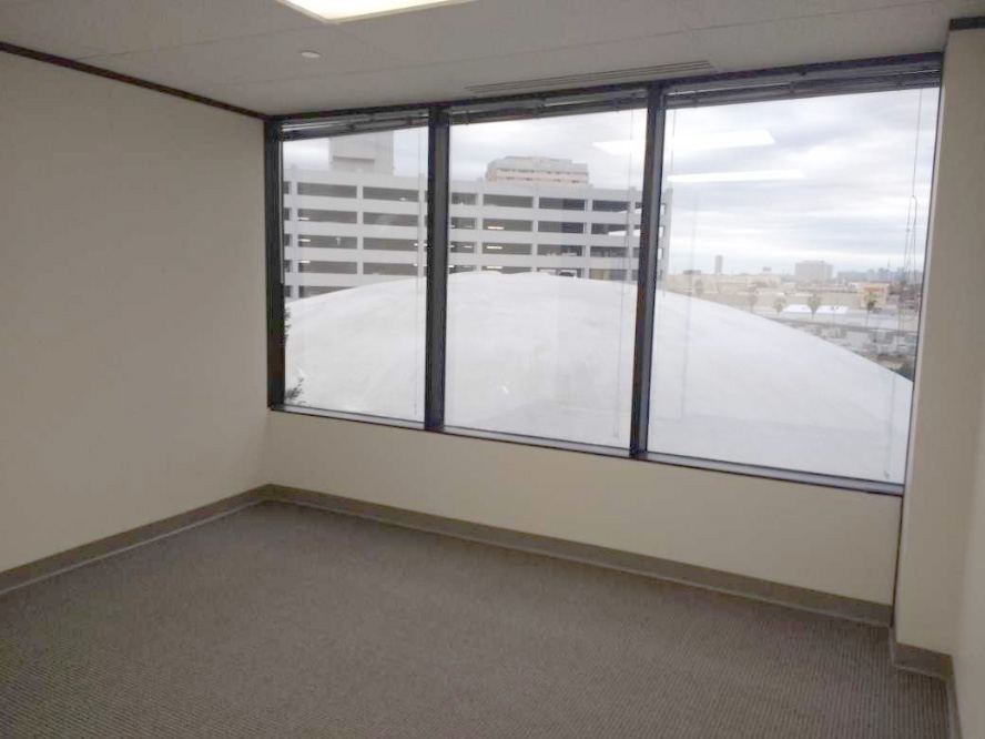 7322-7324 Southwest Freeway - 118x2-0460N-sm