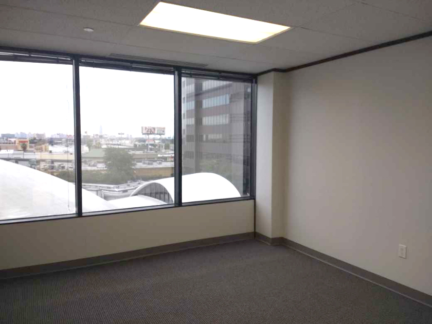 7322-7324 Southwest Freeway - 118x2-0460R-sm