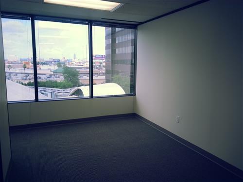 7322-7324 Southwest Freeway - 118x2-0460T.01-sm