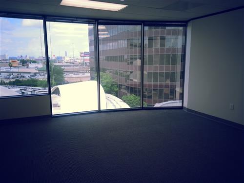 7322-7324 Southwest Freeway - 118x2-0460U-sm