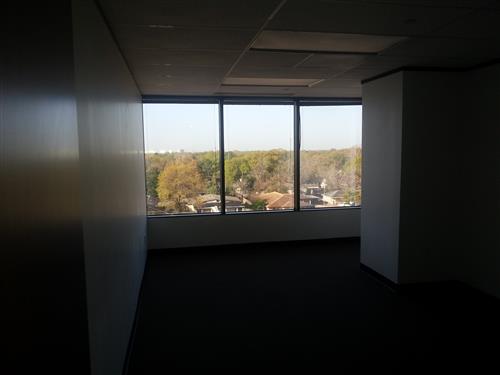 7322-7324 Southwest Freeway - 118x2-0510-sm