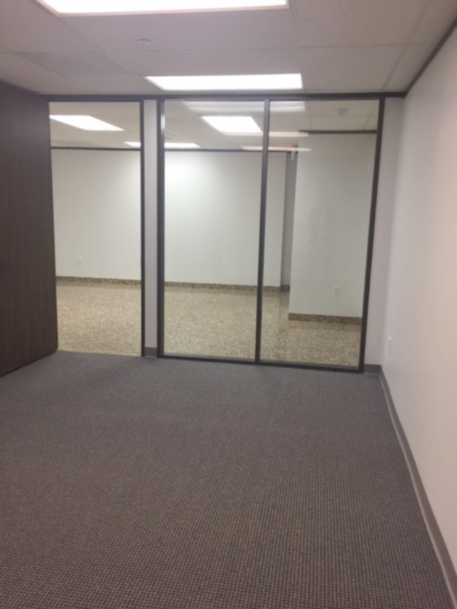 7322-7324 Southwest Freeway - 118x2-0560-sm