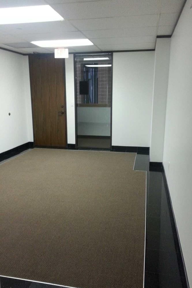 7322-7324 Southwest Freeway - 118x2-0570-sm