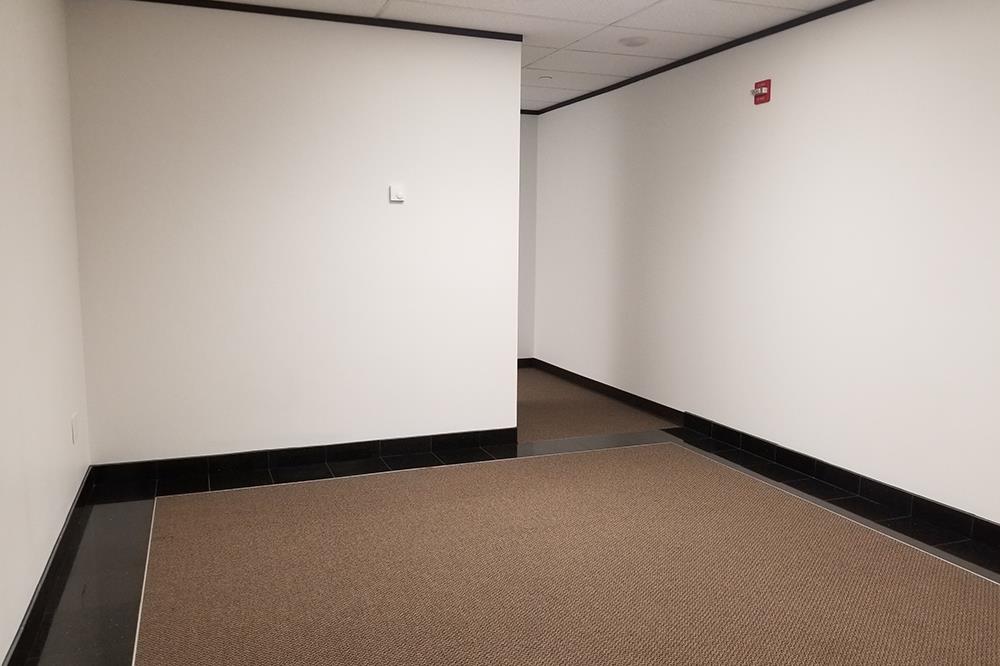 7322-7324 Southwest Freeway - 118x2-0570-sm