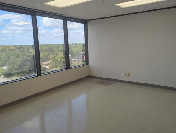 7322-7324 Southwest Freeway - 1-UI2-0601.01x118