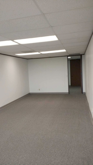 7322-7324 Southwest Freeway - 118x2-0620-sm