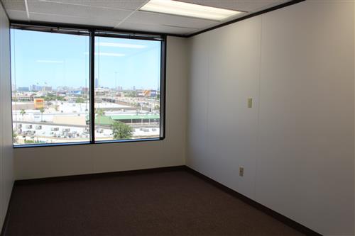 7322-7324 Southwest Freeway - 118x2-0660.01-sm