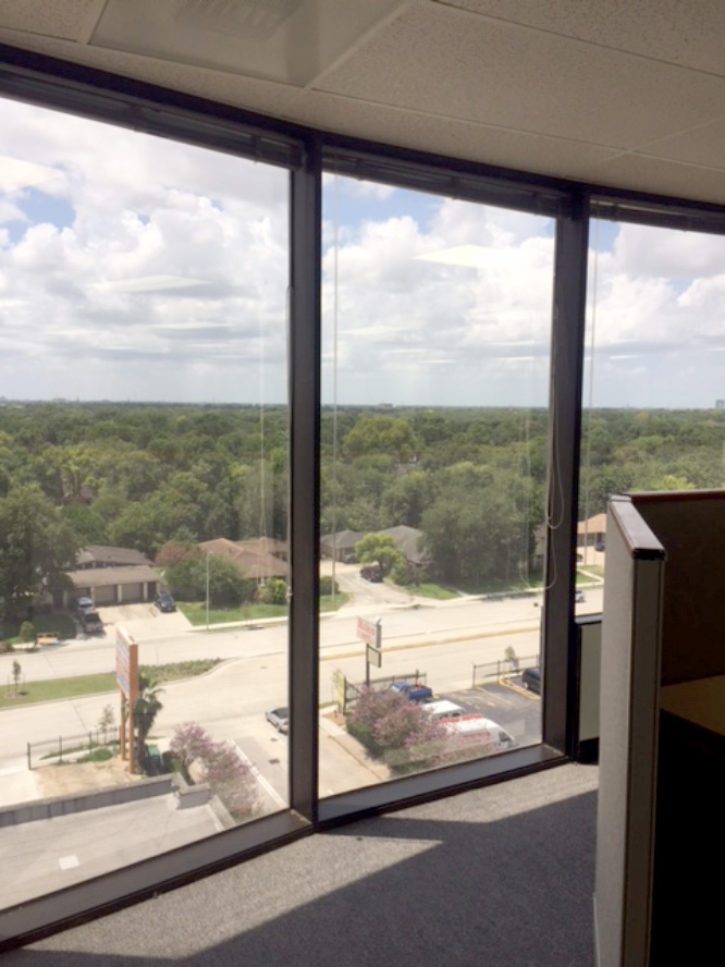 7322-7324 Southwest Freeway - 118x2-0705-sm