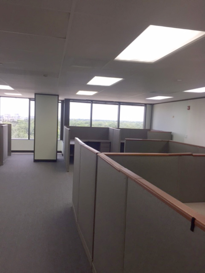 7322-7324 Southwest Freeway - 118x2-0705-sm