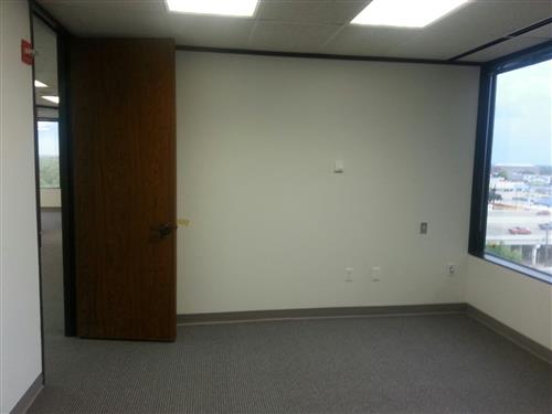 7322-7324 Southwest Freeway - 118x2-0725-sm