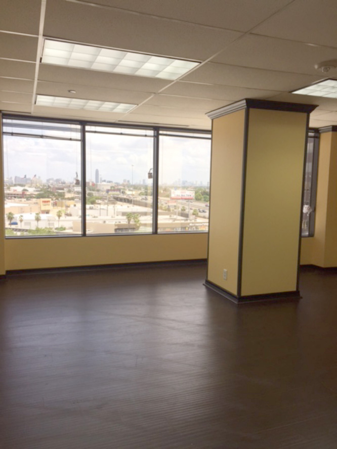 7322-7324 Southwest Freeway - 118x2-0775-sm